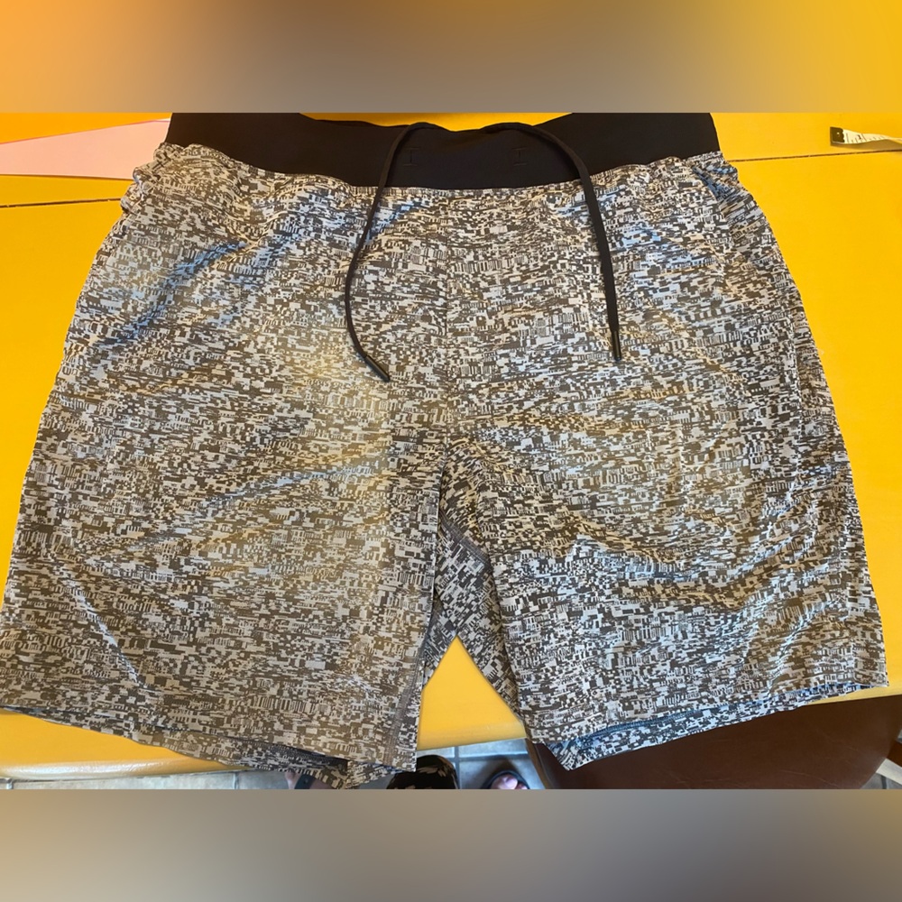 Men's Black and Gray Lululemon black and gray Patterned Shorts